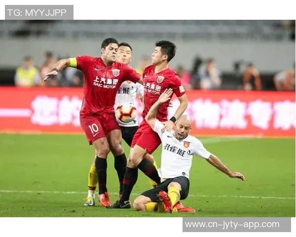 上港迎战神户挑战亚洲足球强队争夺荣耀之战